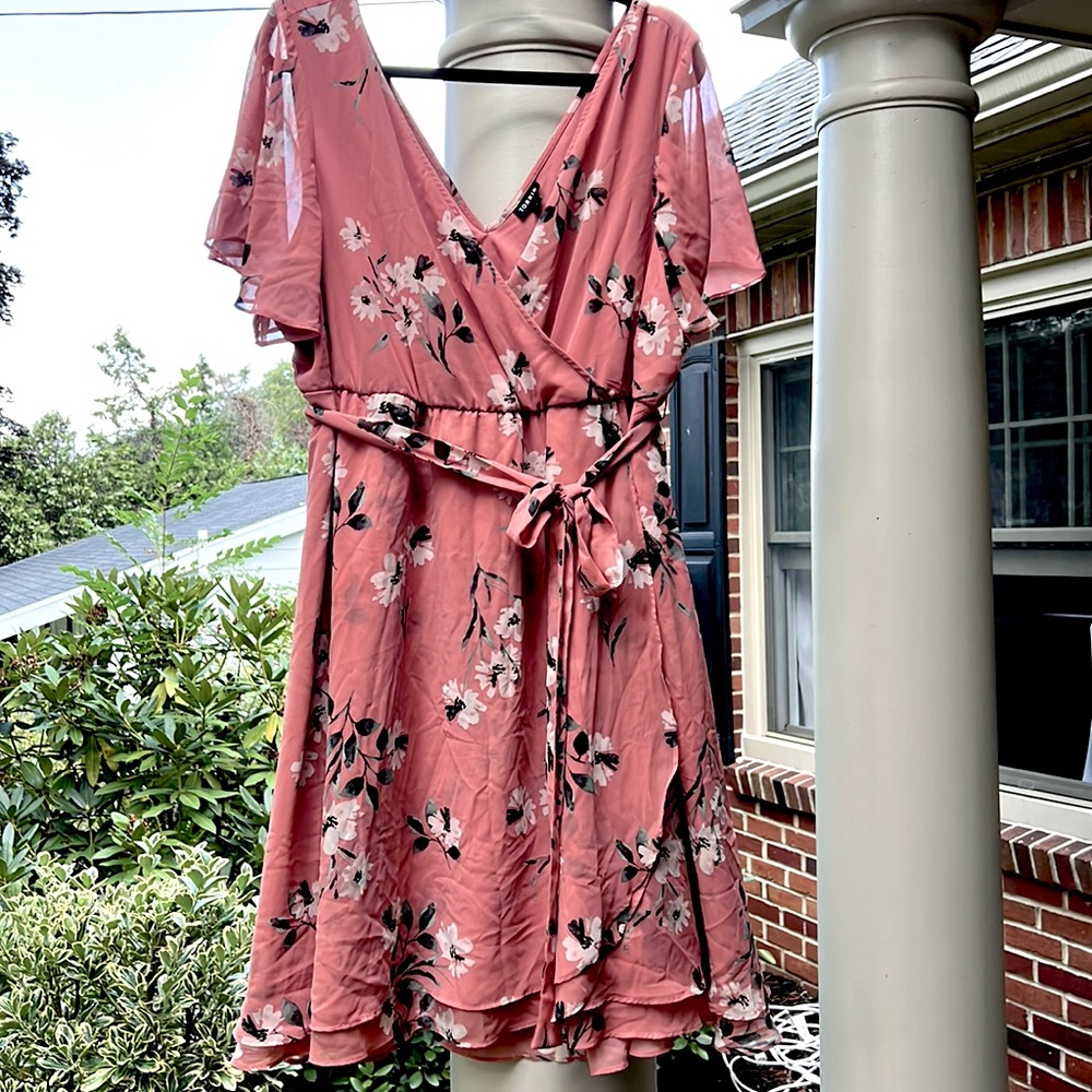 Sz 2 Torrid floral dress